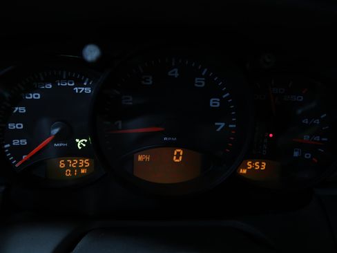 Used 2001 Porsche 911 Carrera image 17