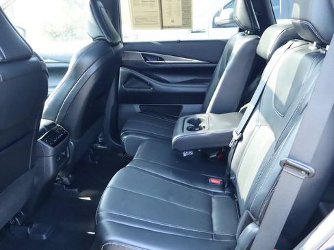Used 2023 INFINITI QX60 Luxe w/ Cargo Package FWD image 31
