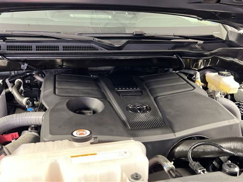 Used 2024 Toyota Tundra SR image 28