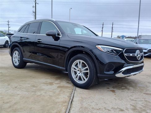 New 2025 Mercedes-Benz GLC 300 image 5