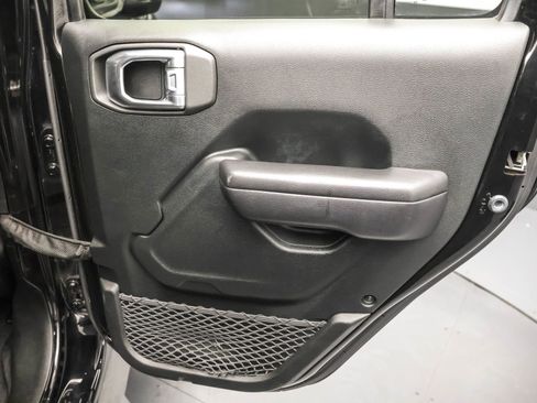 Used 2020 Jeep Gladiator Sport w/ Quick Order Package 24S image 32