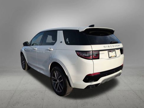 Used 2025 Land Rover Discovery Sport S image 4