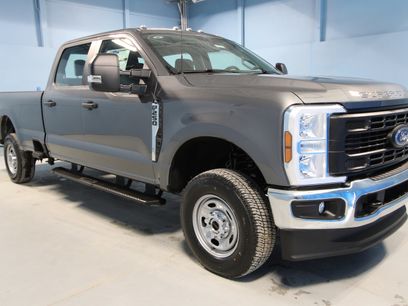 New 2025 Ford F250 Lariat