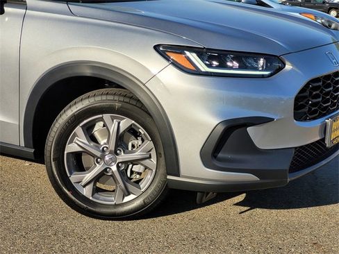New 2026 Honda HR-V LX image 3