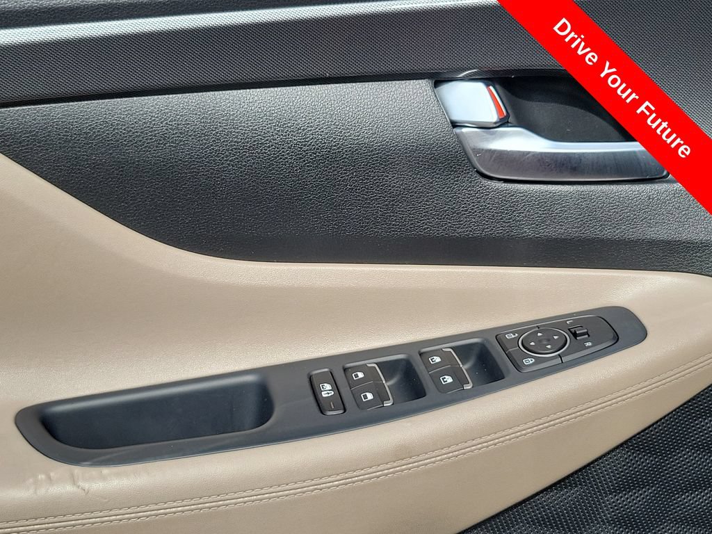 Used 2023 Hyundai Santa Fe SEL AWD/4WD image 16