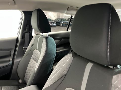 New 2026 Nissan Sentra SV w/ Floor Mat Package FWD image 16