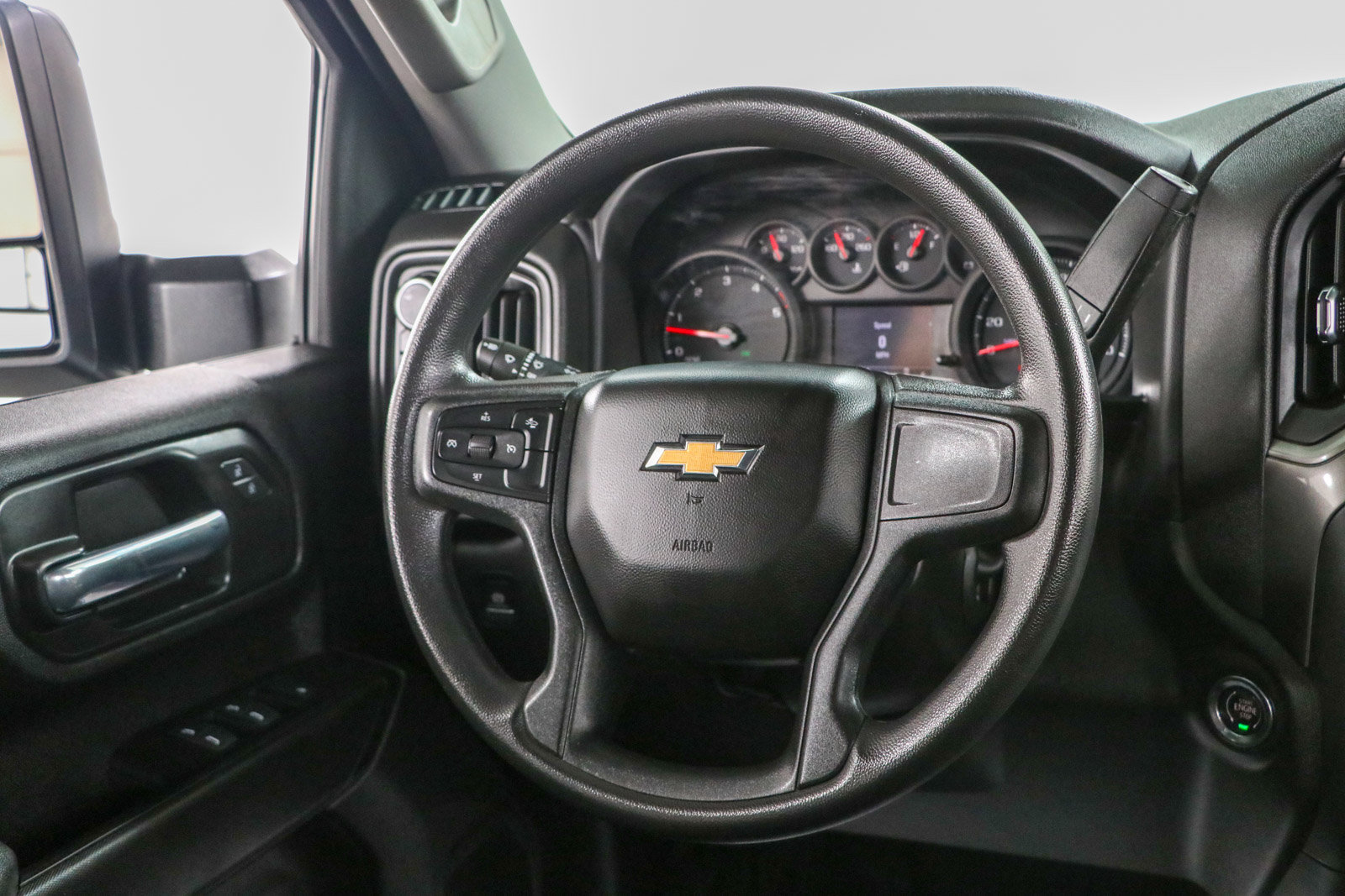 Used 2025 Chevrolet Silverado 3500 W/T AWD/4WD image 12