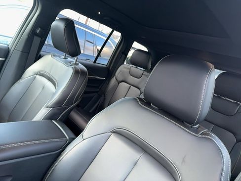 New 2025 Jeep Grand Cherokee Limited image 7