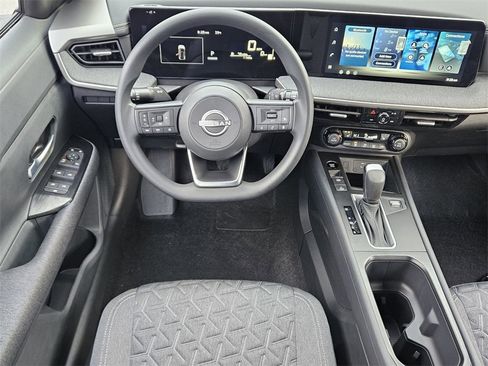 New 2026 Nissan Kicks SV image 5