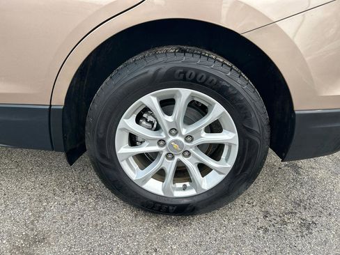 Used 2019 Chevrolet Equinox LT image 28