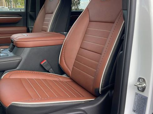 New 2026 GMC Sierra 3500 Denali Ultimate AWD/4WD image 12