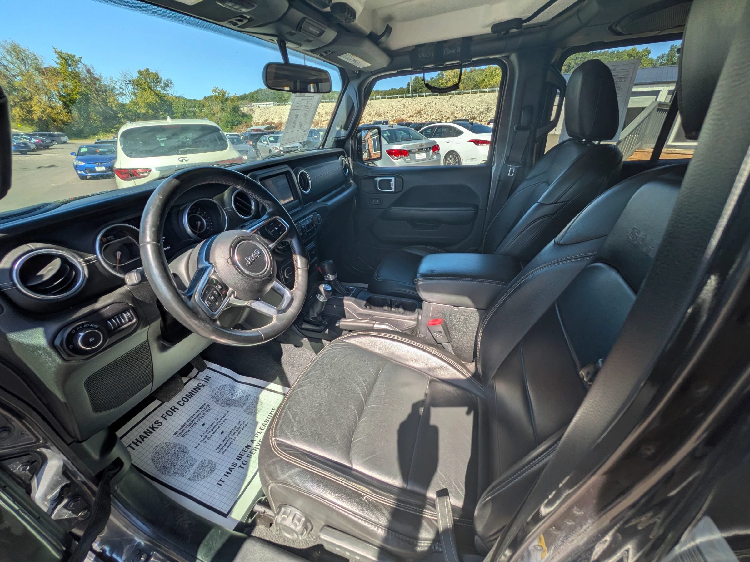 Used 2018 Jeep Wrangler Unlimited Sahara AWD/4WD image 20
