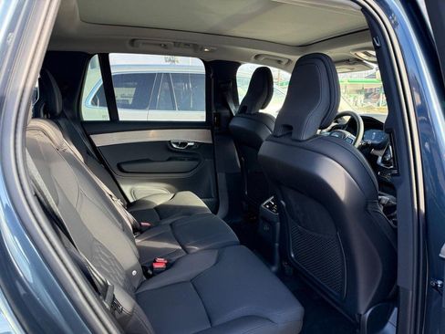New 2026 Volvo XC90 T8 Plus image 5