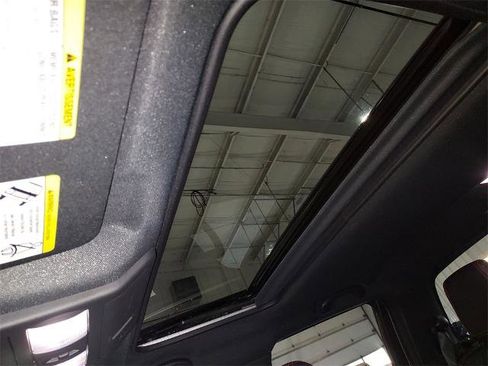 Certified 2024 Nissan Frontier PRO-4X w/ Pro Premium Package image 28