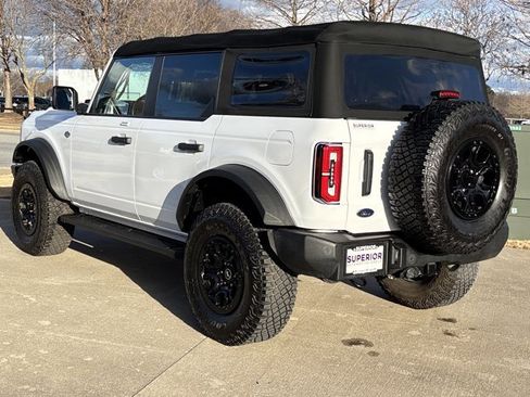 Used 2023 Ford Bronco Wildtrak image 7