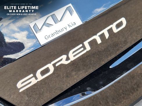 Certified 2026 Kia Sorento S FWD image 10