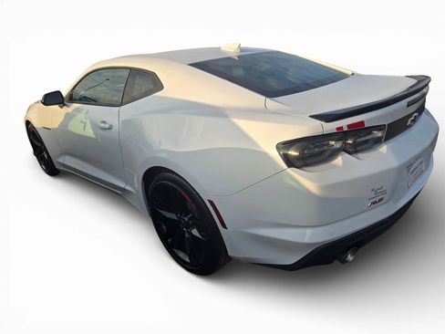 Used 2022 Chevrolet Camaro LT w/ Redline Edition image 3
