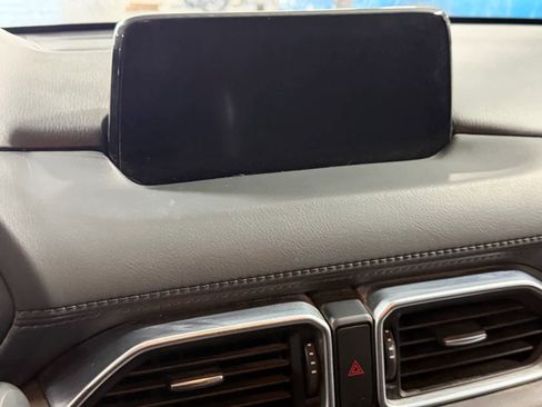 Used 2019 MAZDA CX-5 Touring image 7