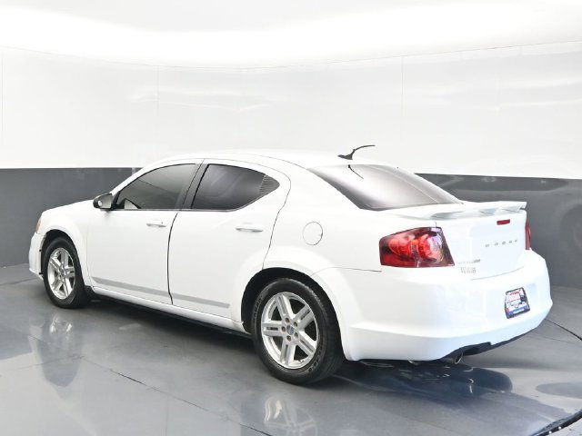 Used 2014 Dodge Avenger SE w/ Sport Appearance Group FWD image 3