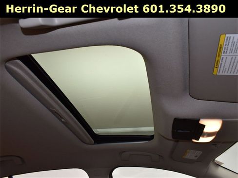 Used 2020 Nissan Sentra SV w/ SV Premium Package image 24