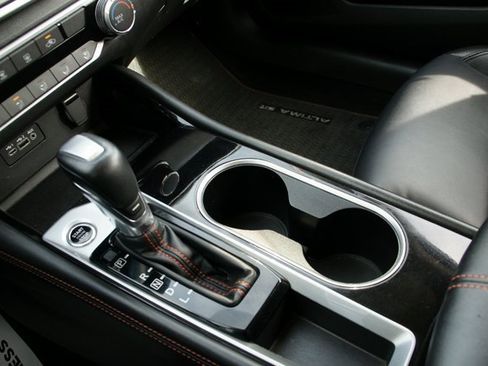 Used 2024 Nissan Altima 2.5 SR image 22