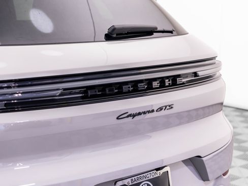 Used 2026 Porsche Cayenne GTS AWD/4WD image 43