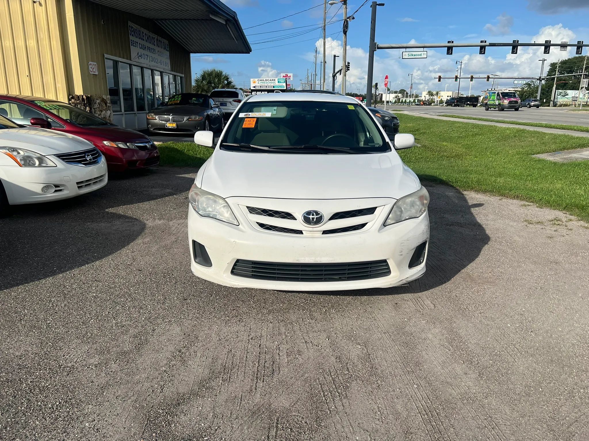 Used 2011 Toyota Corolla LE FWD image 3