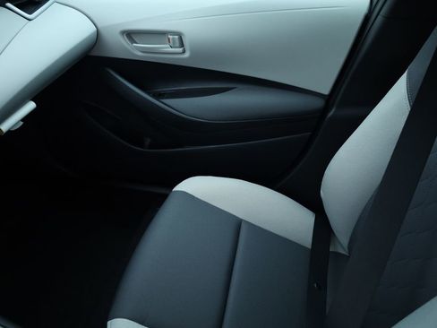 New 2026 Toyota Corolla LE image 9