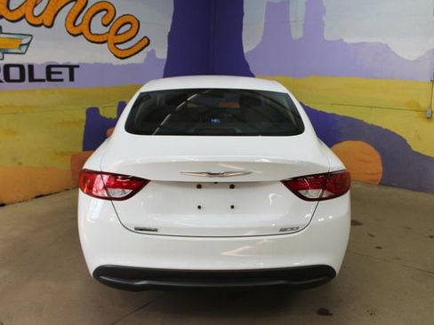 Used 2016 Chrysler 200 LX FWD image 7
