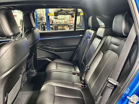 Used 2025 Jeep Wagoneer S Limited image 25