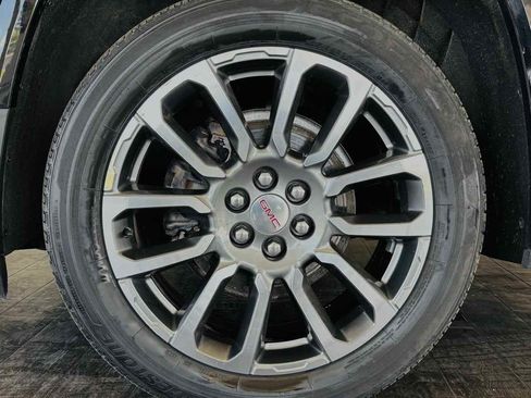 Used 2022 GMC Acadia Denali AWD/4WD image 31
