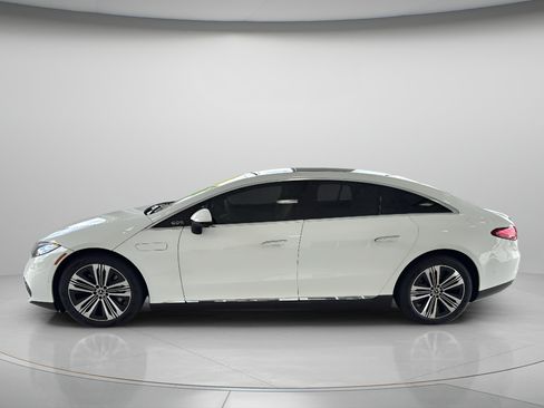 Certified 2022 Mercedes-Benz EQS 450+ Sedan image 2