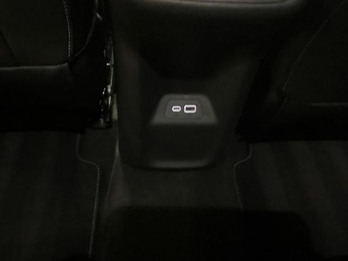 Used 2023 Buick Envision Essence FWD image 30
