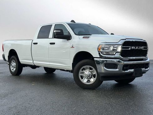 Used 2024 RAM 2500 Tradesman w/ Chrome Appearance Group image 1