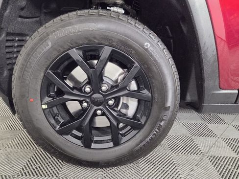 New 2026 Jeep Grand Cherokee L 2WD image 8