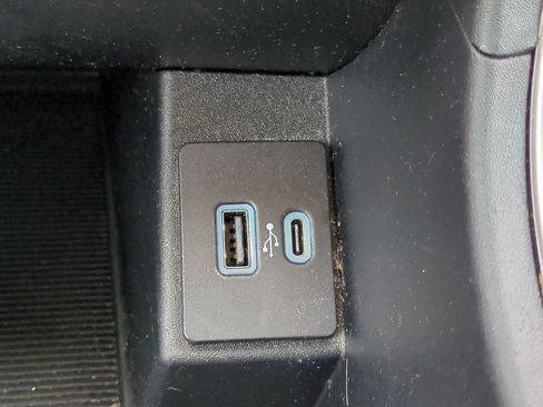 Certified 2024 Ford Edge SEL AWD/4WD image 24