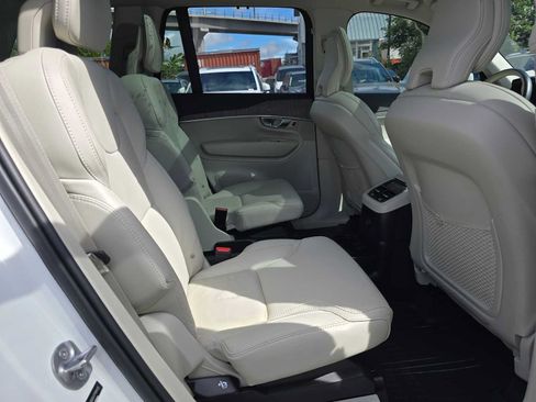 Certified 2023 Volvo XC90 T8 Ultimate AWD/4WD image 13