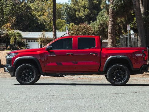 Used 2023 Chevrolet Colorado Trail Boss w/ LPO, Dark Essentials Package image 5