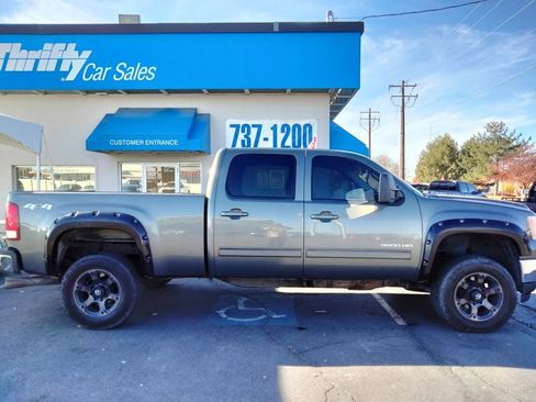 Used 2011 GMC Sierra 3500 SLT image 9