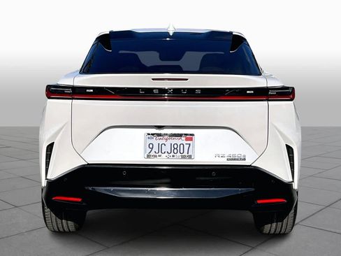 Used 2023 Lexus RZ 450e Premium image 4