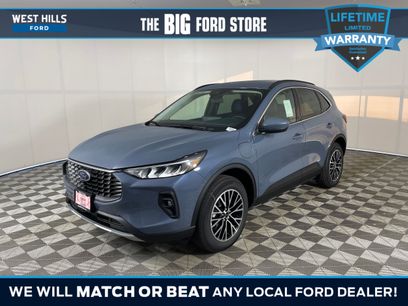 New 2025 Ford Escape SE