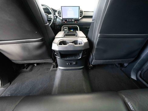 Used 2023 Toyota Tundra Limited image 22