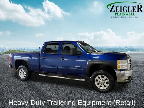 Used 2014 Chevrolet Silverado 2500 LT w/ Interior Plus Package image 12