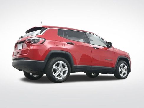 Used 2023 Jeep Compass Sport image 36