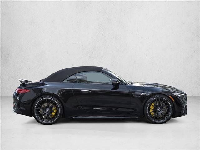 Used 2022 Mercedes-Benz SL 63 AMG 4MATIC image 8