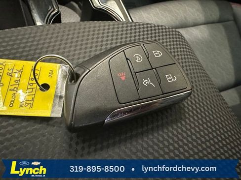 Used 2025 Chevrolet Equinox RS w/ Safety and Technology Package AWD/4WD image 17