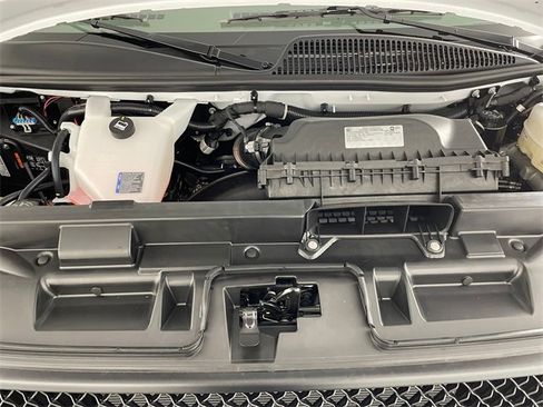 New 2025 Chevrolet Express 2500 image 15