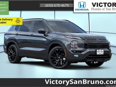Used 2025 Mitsubishi Outlander SEL