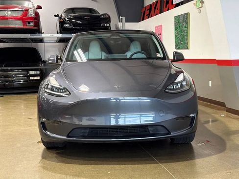 Used 2023 Tesla Model Y Long Range AWD/4WD image 37
