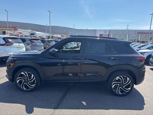 Used 2024 Chevrolet TrailBlazer RS w/ Driver Confidence Package AWD/4WD image 8